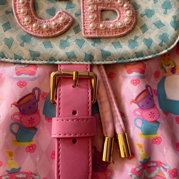 ✅FIRM PRICE✅ Stoney Clover Lane Alice In Wonderland - Picture 5 of 15